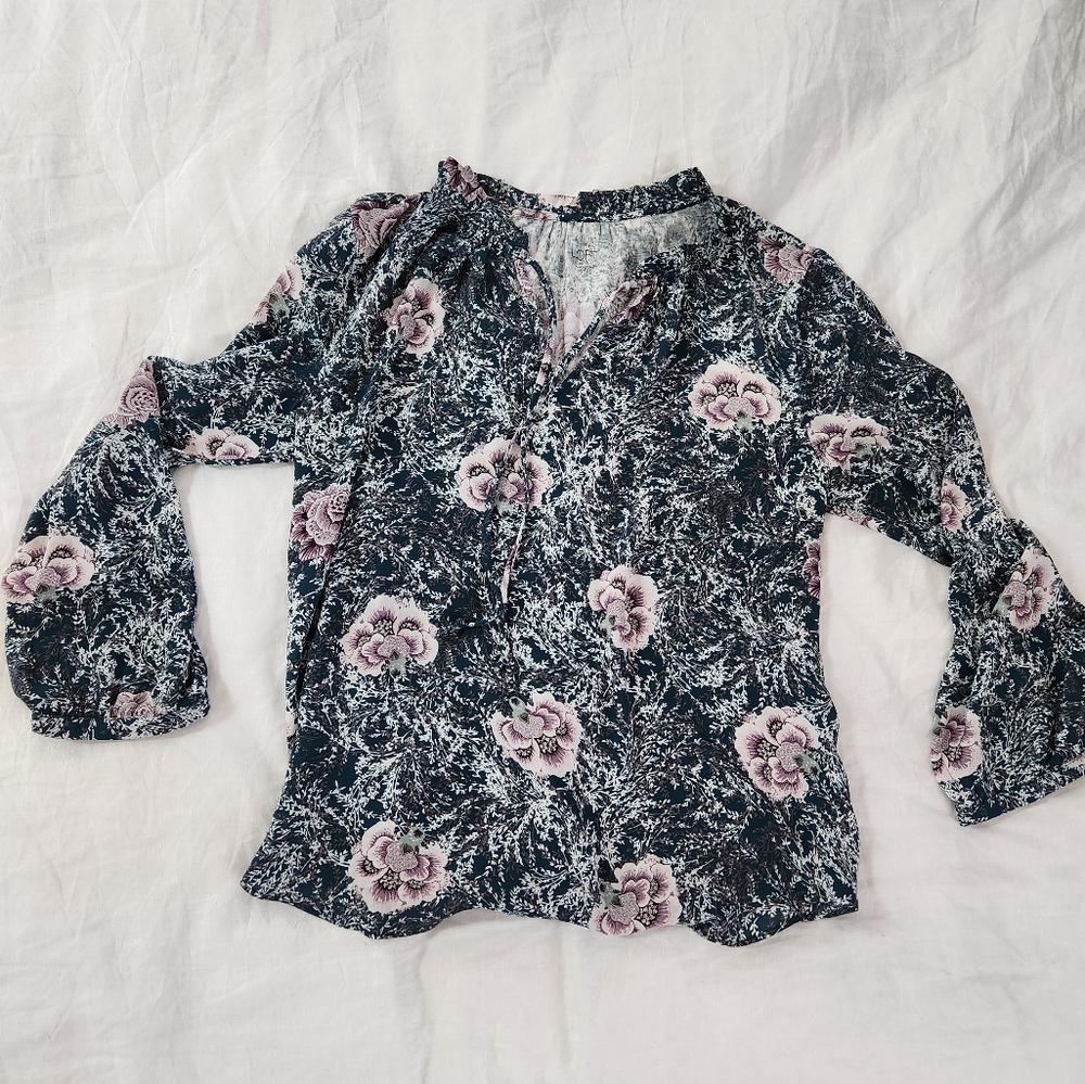 LOFT green floral long sleeve top - Picture 3 of 5